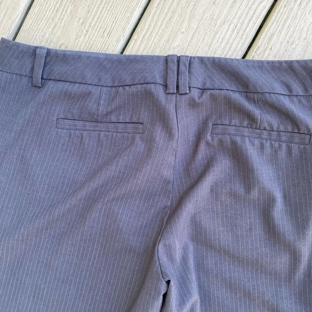 NEW YORK & COMPANY Elegant Brown & Tan Pinstripe Trousers, Size: 10